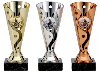Gravur NEUHEIT 2018 Pokal Pokale 3er Serie Angeln Angel Karpfen Fisch GOLD incl 